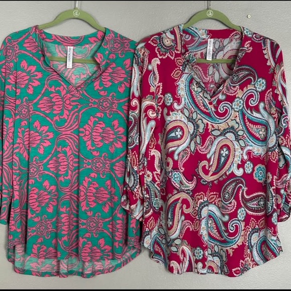 Scarlett Tops - (2) Dear Scarlett Printed Tops Women’s Large